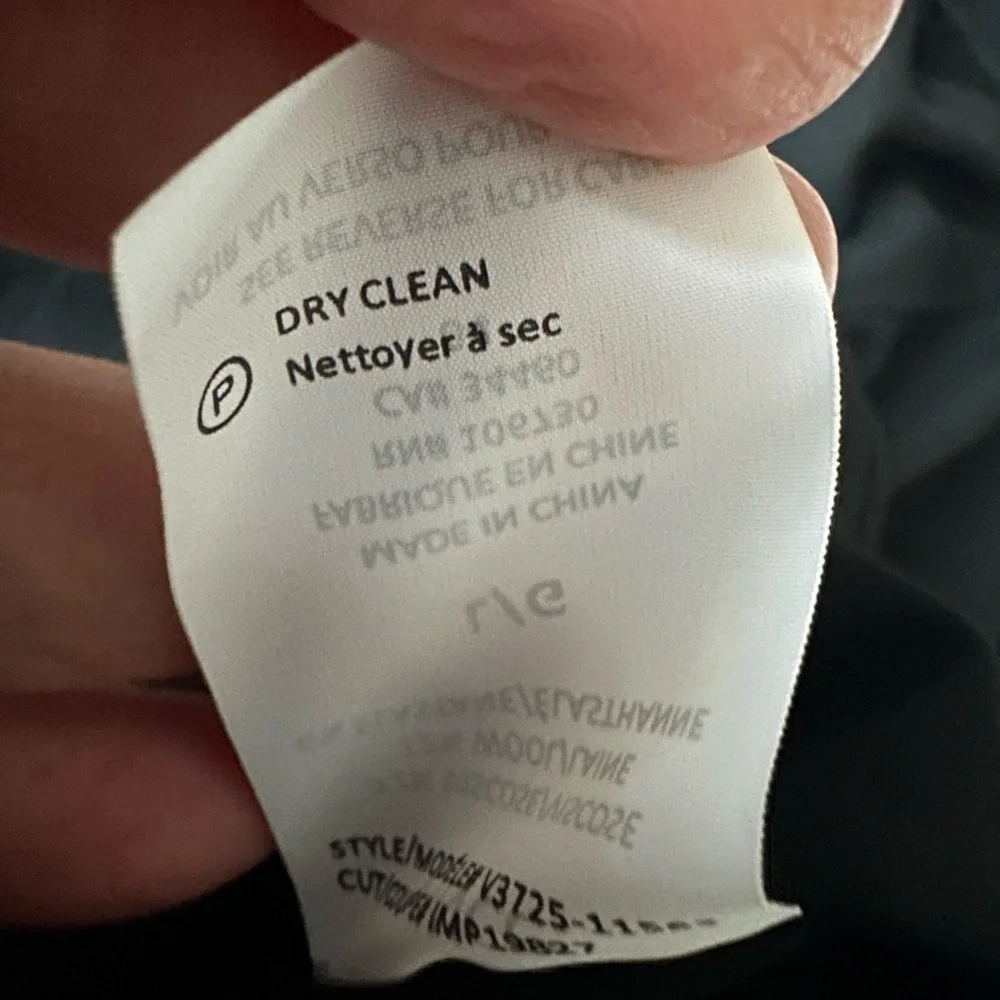 Vince black tunic with tassel tie, size large - Picture 9 of 9